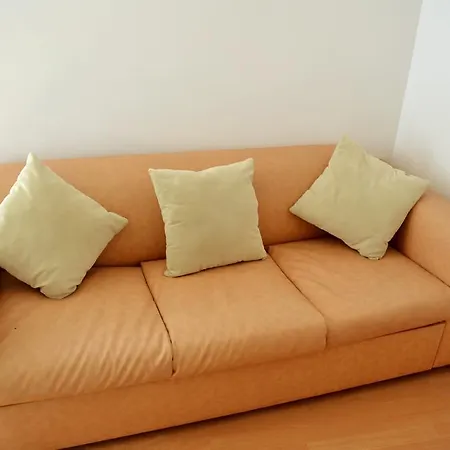 One-bedroom Sunny Holiday-eh Apartman *
